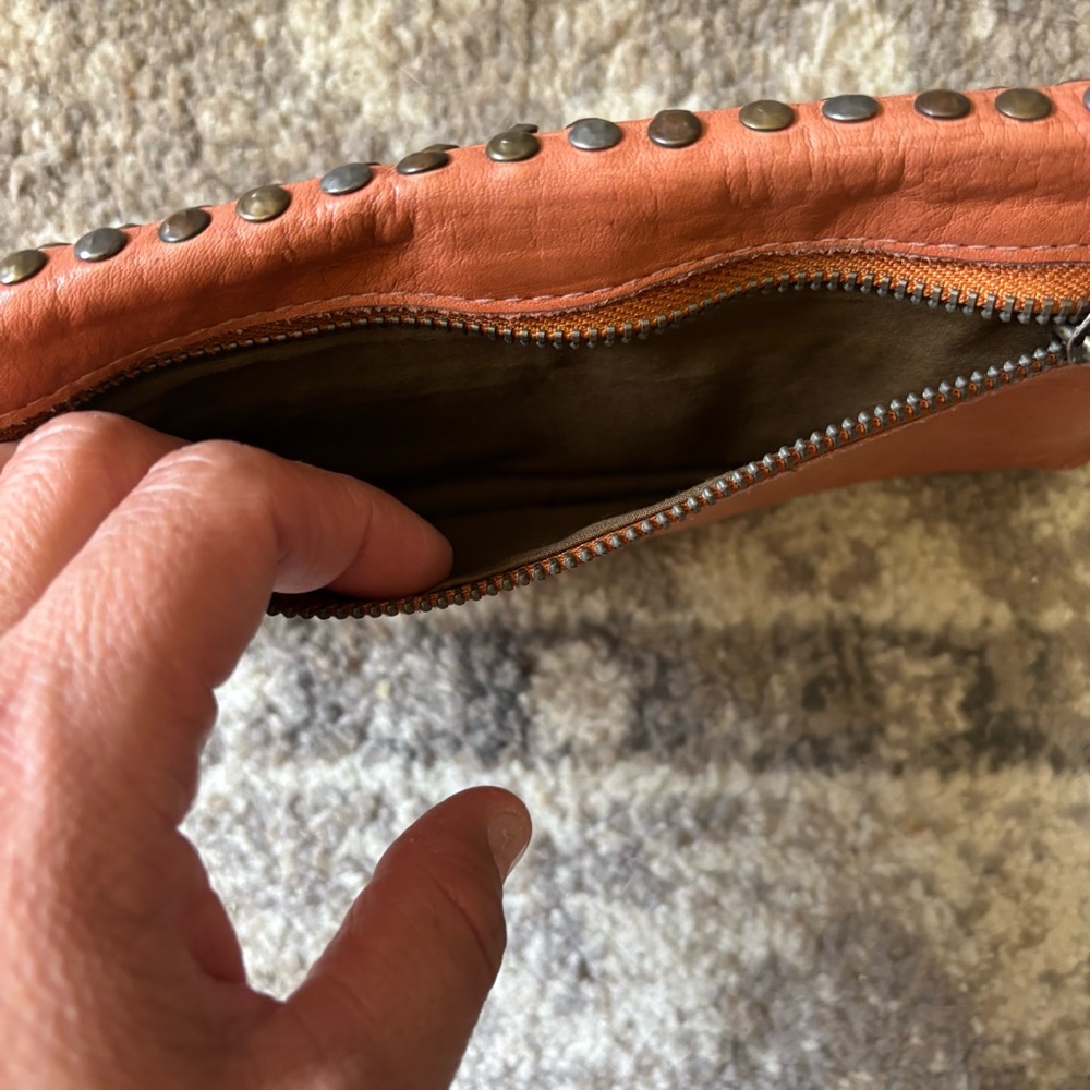 Viola Castellani Women's Vintage Italian Leather Studded Trifold Clutch Wallet - Picture 13 of 15